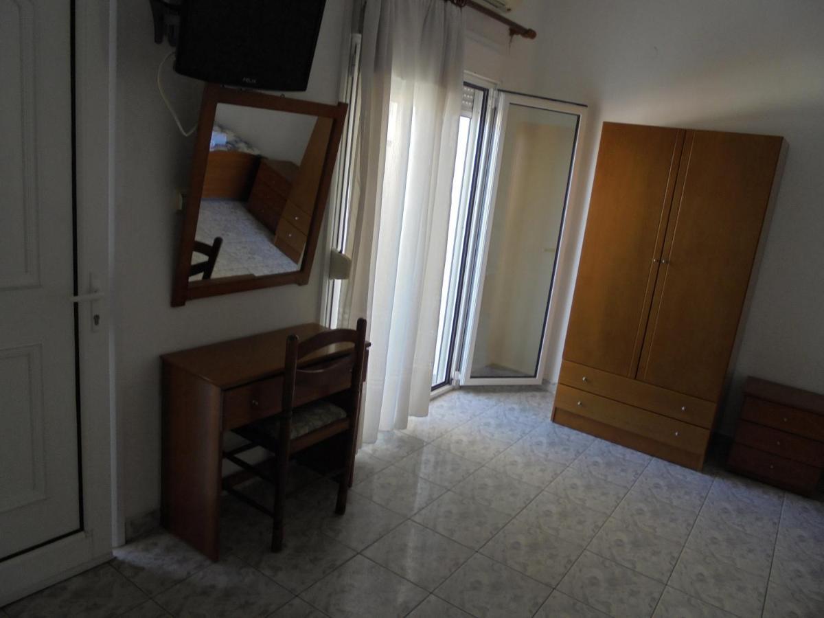 לימנריה Villa Chrissa מראה חיצוני תמונה