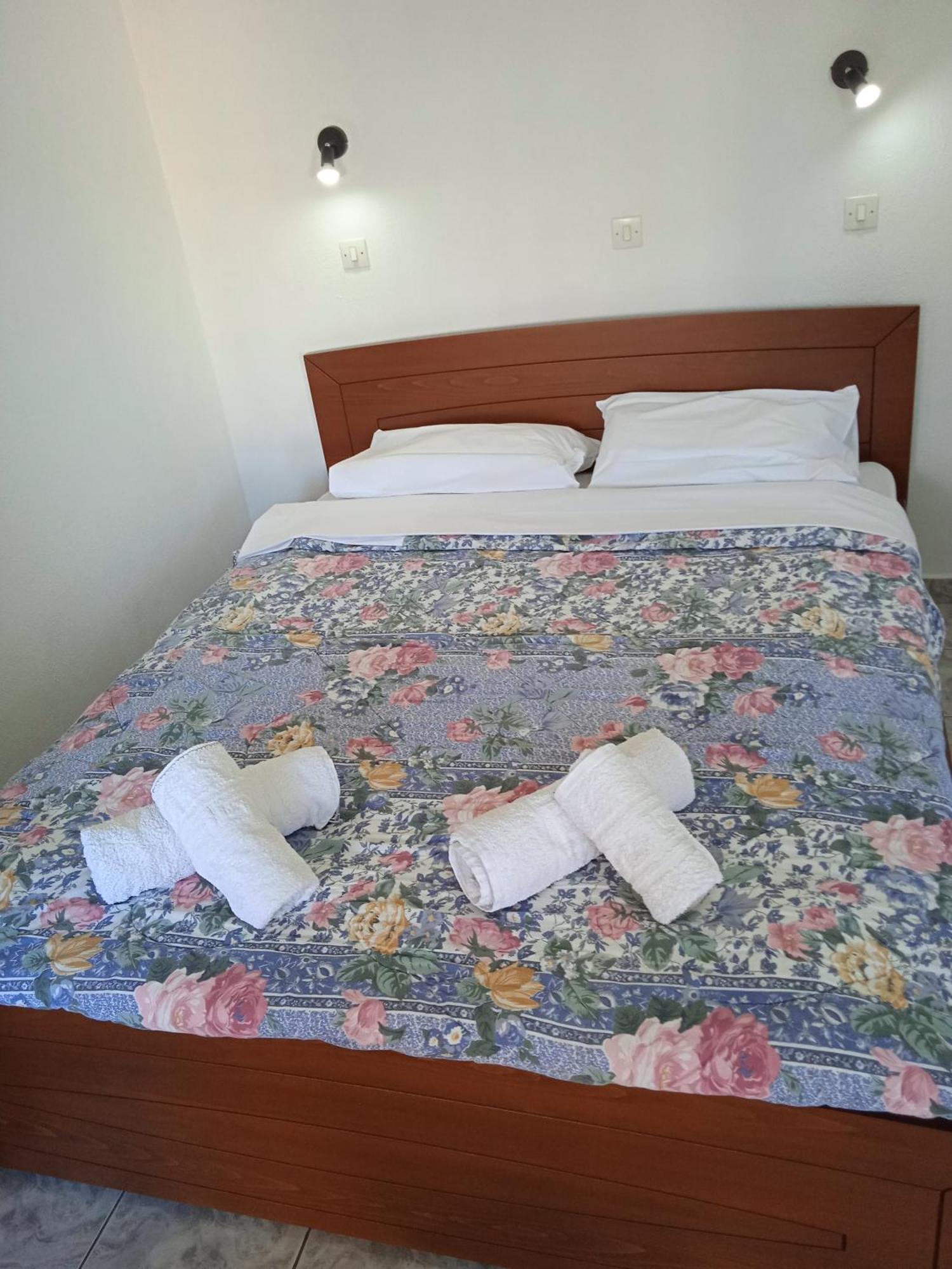 לימנריה Villa Chrissa מראה חיצוני תמונה